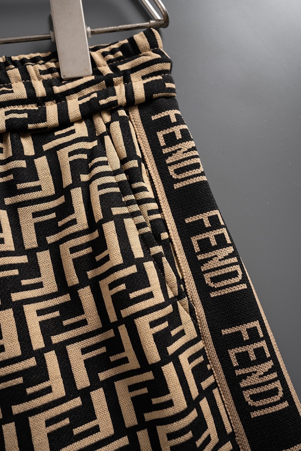 ブランドハーフパンツ素材ディテール